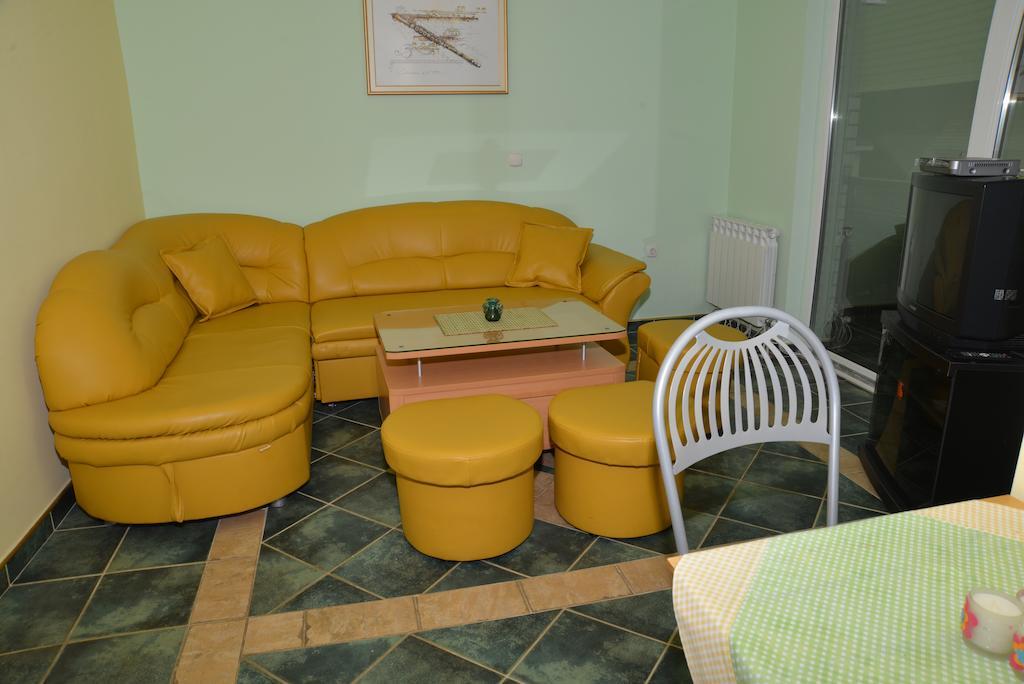 Rooms And Apartaments De Niro Trpejca Exterior photo