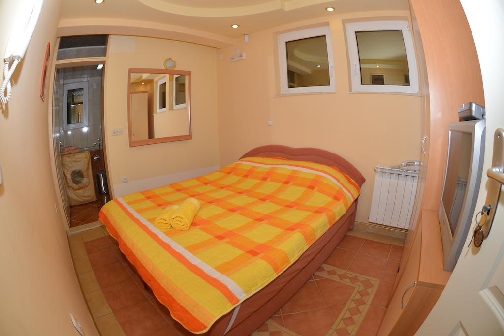 Rooms And Apartaments De Niro Trpejca Room photo